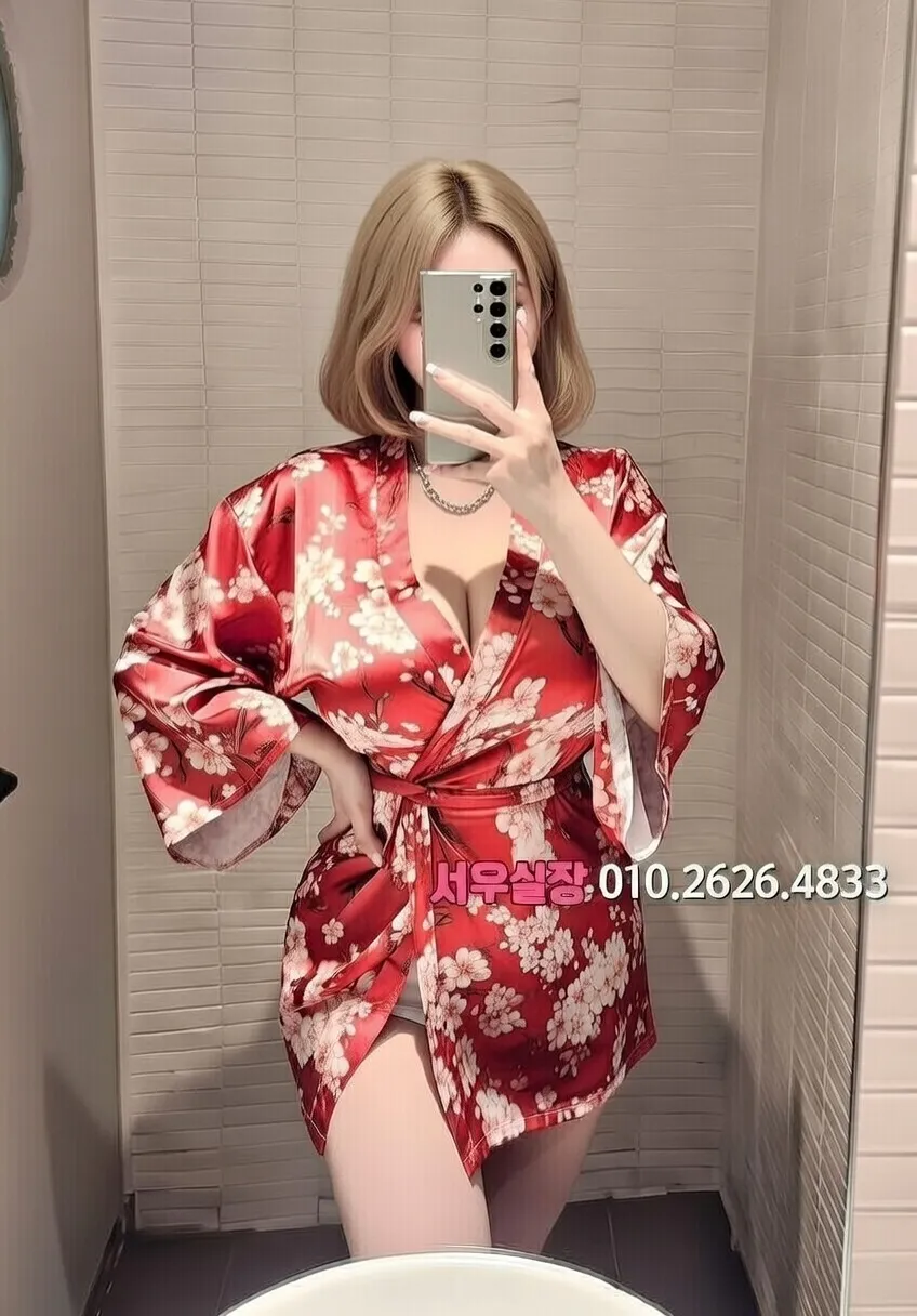 경리단길 풀살롱 프리미엄 라인업 15번 프로필