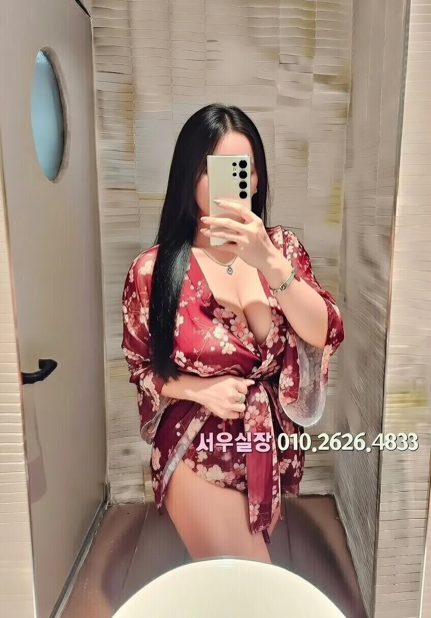 경리단길 풀싸롱 프리미엄 라인업 32번 프로필