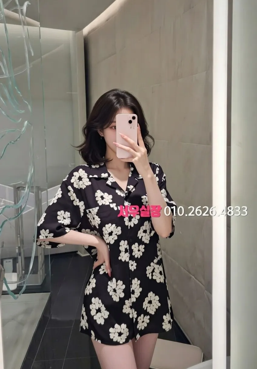 경리단길 셔츠룸 프리미엄 라인업 20번 프로필