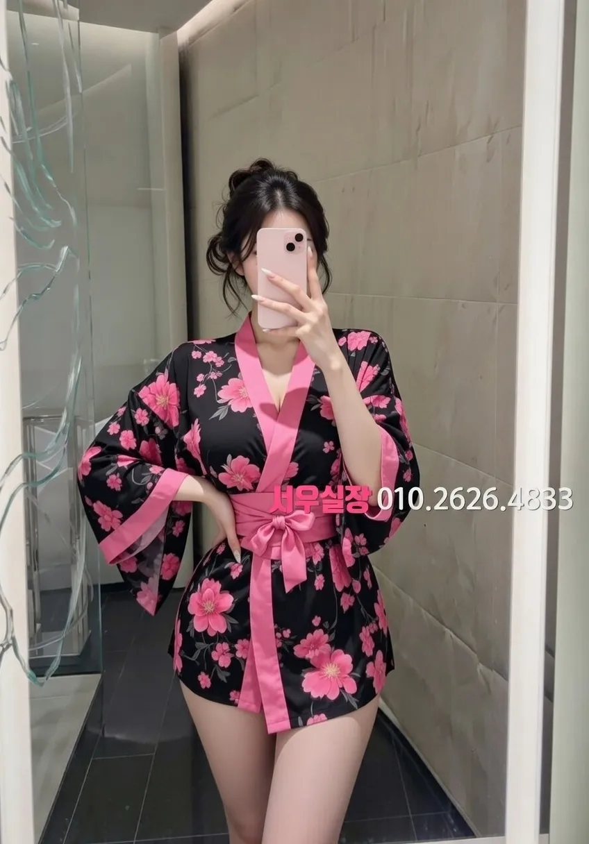 경리단길 쓰리노 프리미엄 라인업 11번 프로필