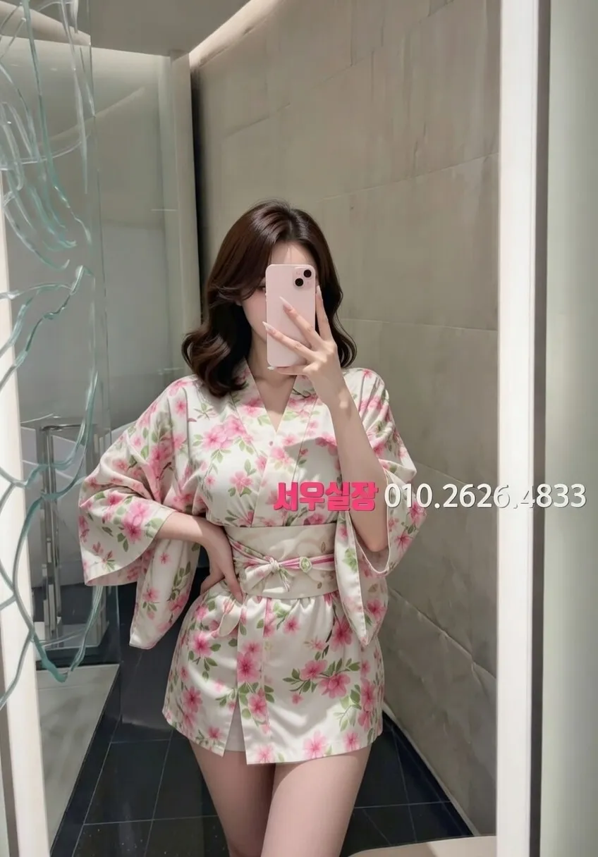 경리단길 셔츠룸 프리미엄 라인업 6번 프로필