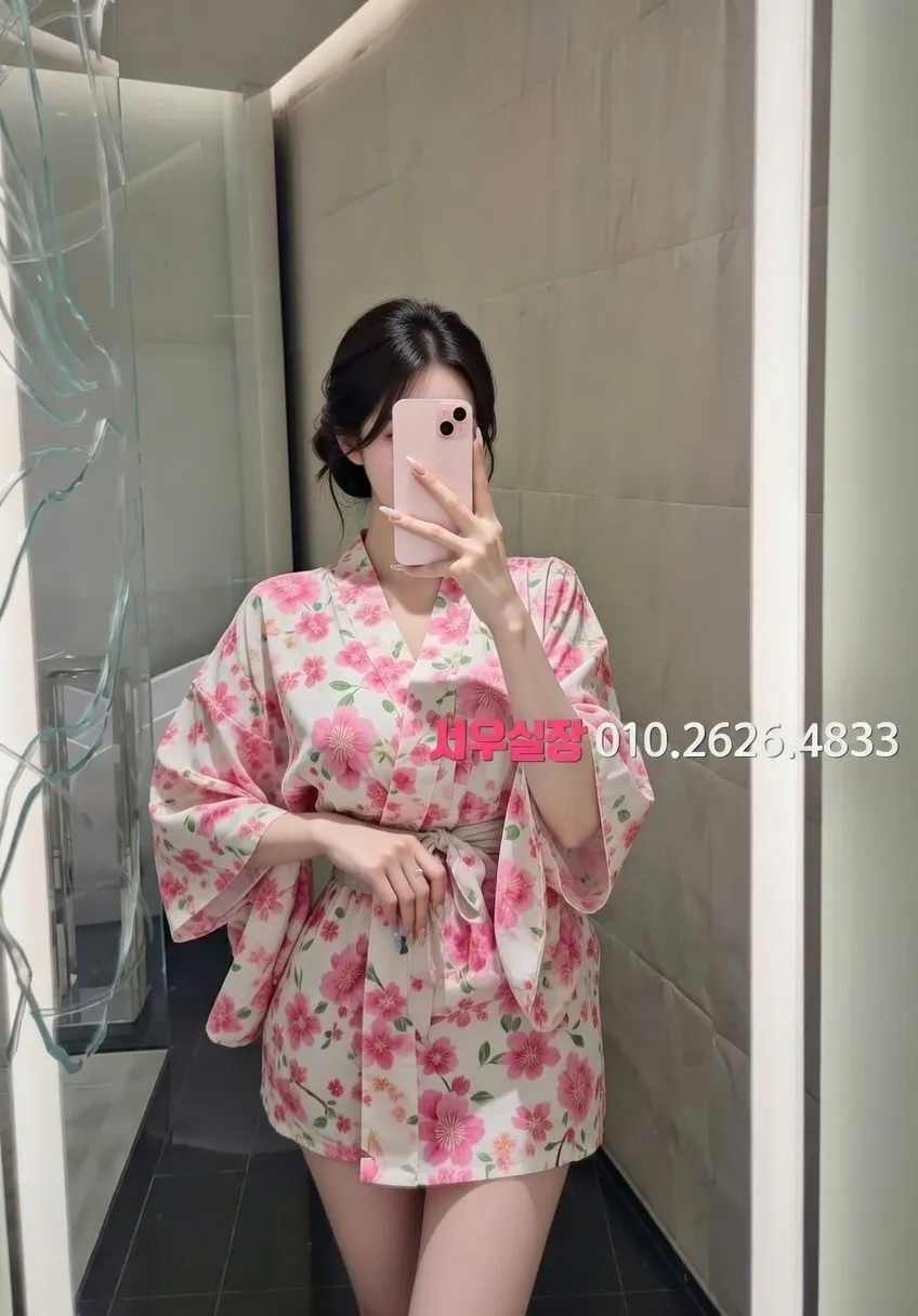 경리단길 노래클럽 프리미엄 라인업 3번 프로필