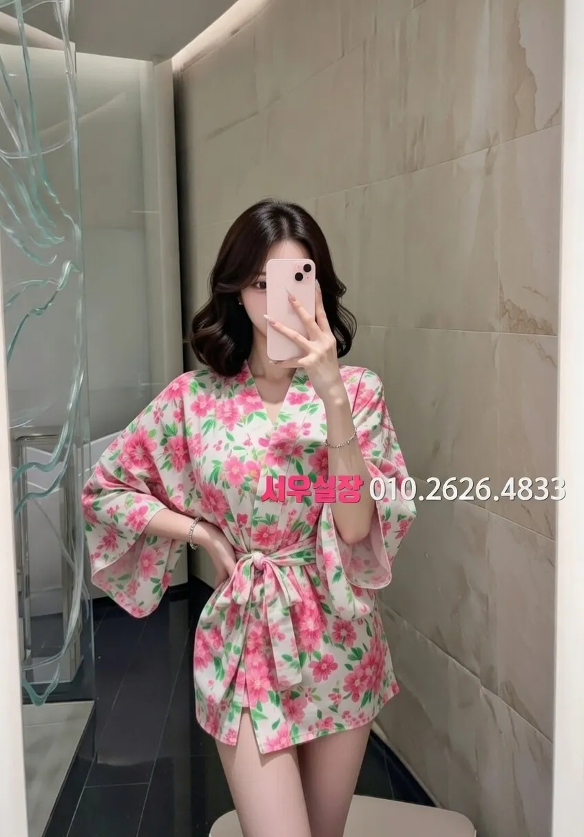 경리단길 풀살롱 프리미엄 라인업 24번 프로필