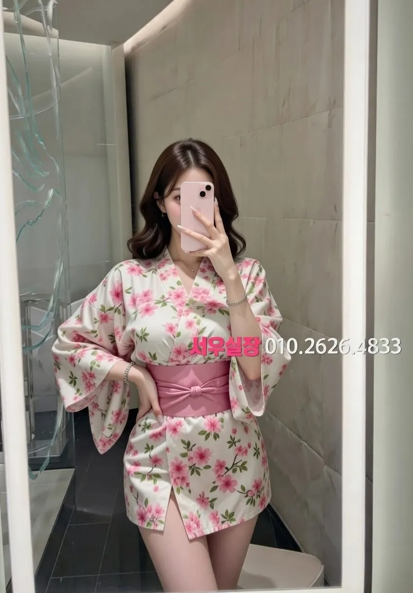 경리단길 쓰리노 프리미엄 라인업 24번 프로필